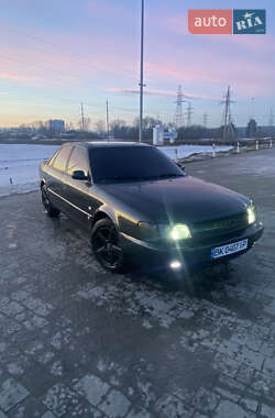 Седан Audi A6 1995 в Львові