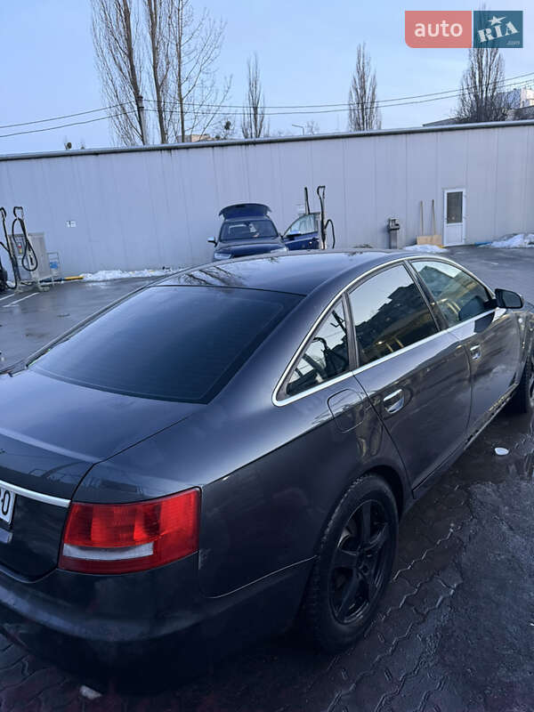 Седан Audi A6 2004 в Луцке