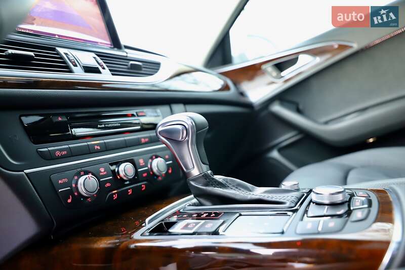 Седан Audi A6 2014 в Трускавце