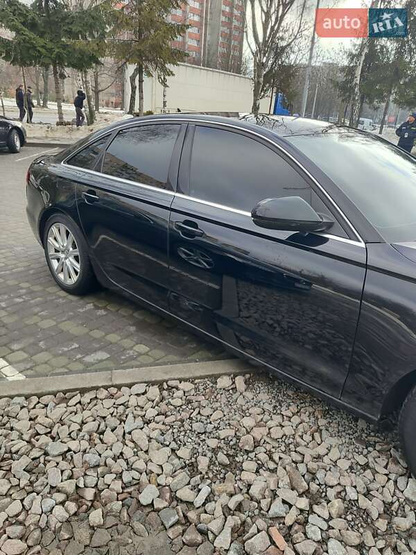 Седан Audi A6 2014 в Львові