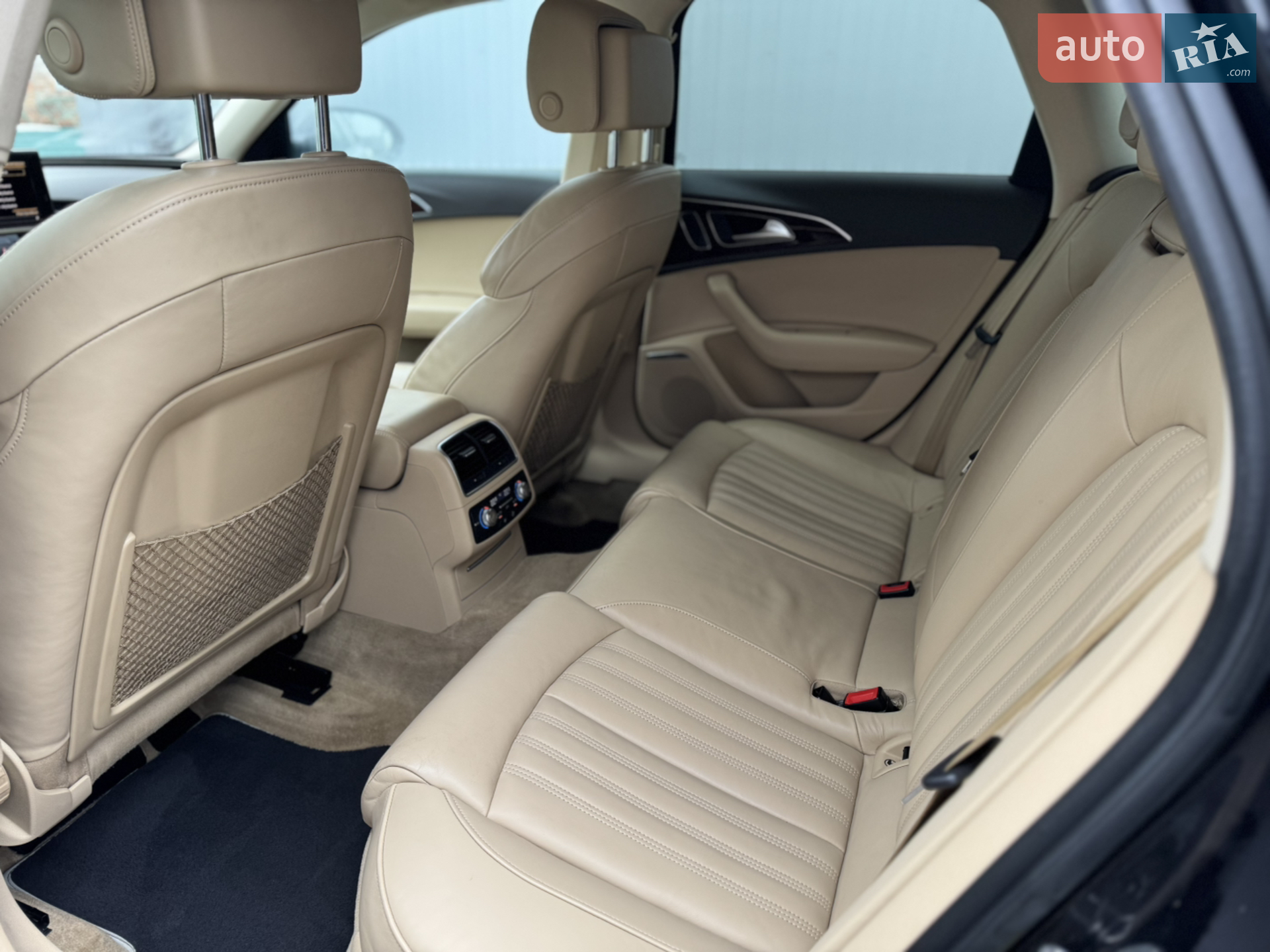 2011 Audi A6 - мініатюра 26