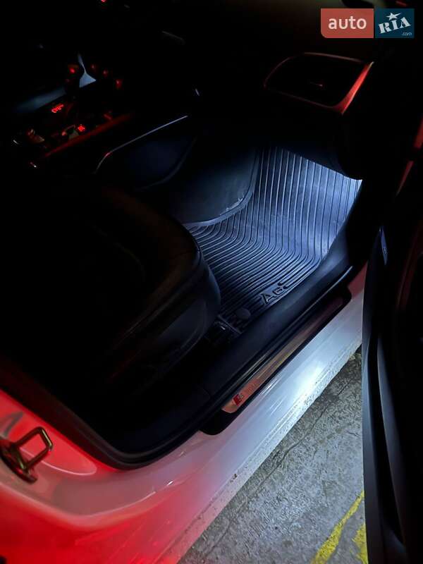 Седан Audi A6 2014 в Києві фото 11 Седан Audi A6 2014 в Києві