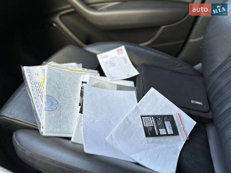 Седан Audi A6 2012 в Ивано-Франковске