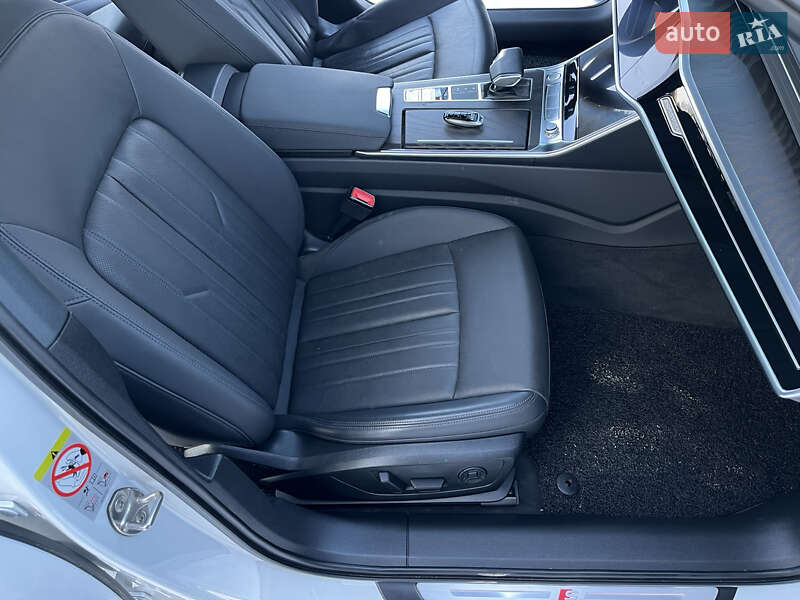 Седан Audi A6 2019 в Умани