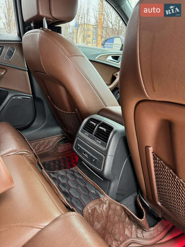 Седан Audi A6 2014 в Киеве