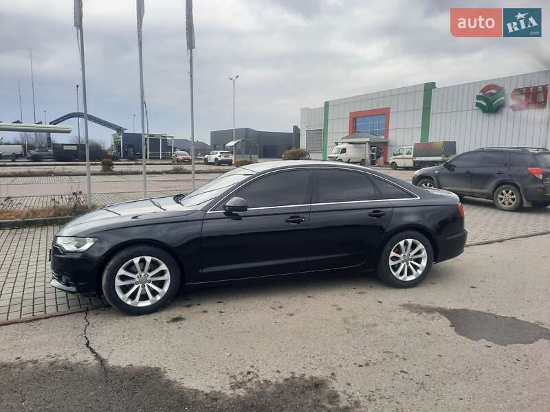 Седан Audi A6 2011 в Ужгороді