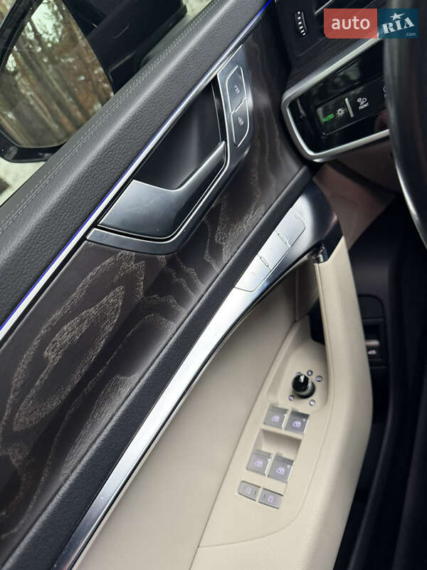 Седан Audi A6 2023 в Києві