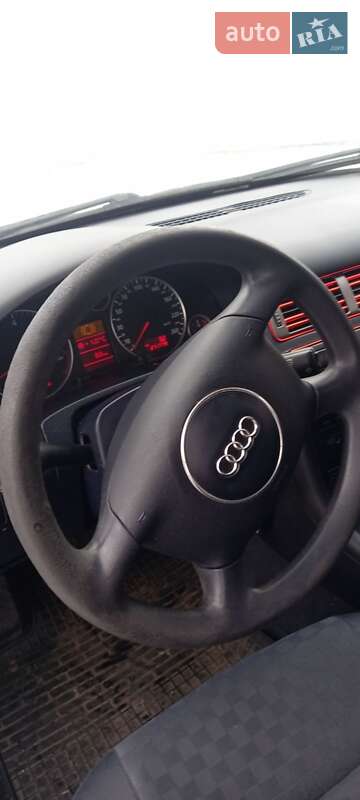 Седан Audi A6 2002 в Киеве