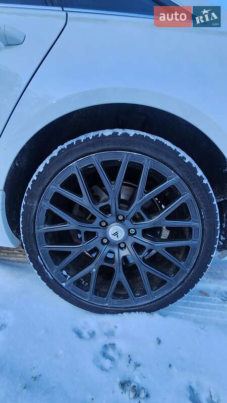 Седан Audi A6 2013 в Костопілі