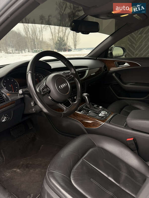 Седан Audi A6 2015 в Киеве