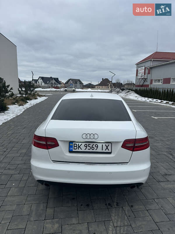 Седан Audi A6 2010 в Луцке