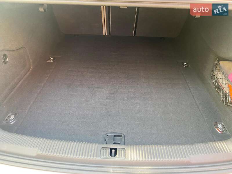 Седан Audi A6 2017 в Буче