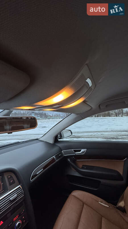 Седан Audi A6 2004 в Гощі