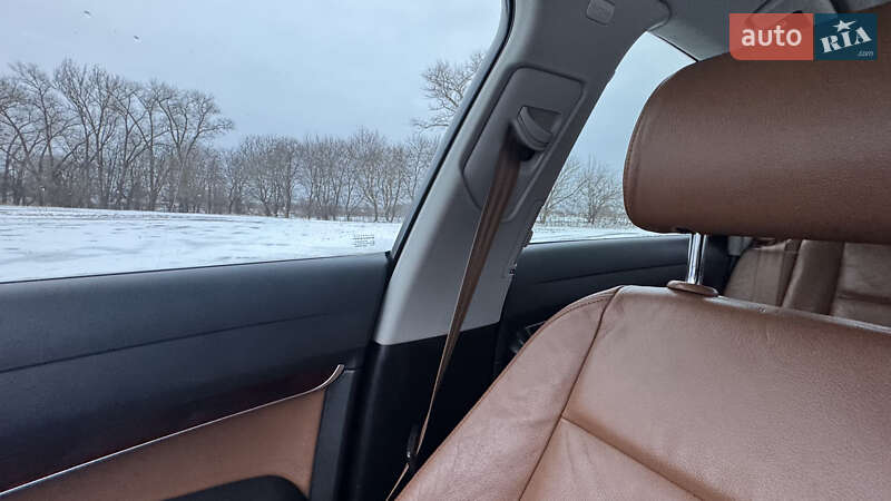 Седан Audi A6 2004 в Гощі