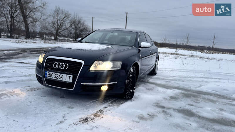 Седан Audi A6 2004 в Гощі