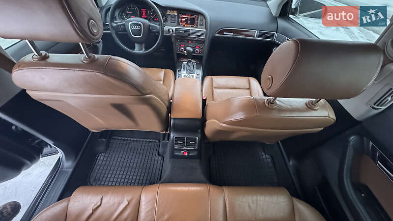 Седан Audi A6 2004 в Гощі