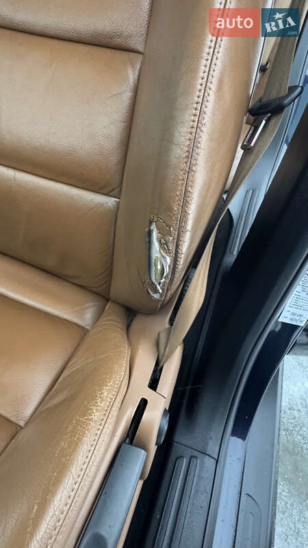 Седан Audi A6 2004 в Гощі