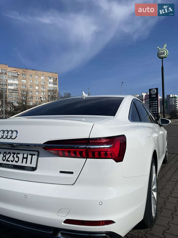 Седан Audi A6 2019 в Луцке