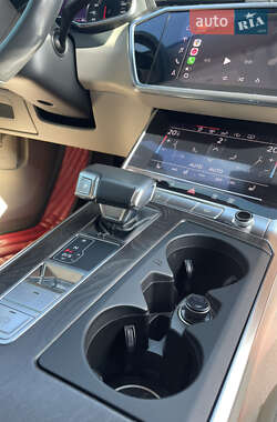 Седан Audi A6 2019 в Луцке