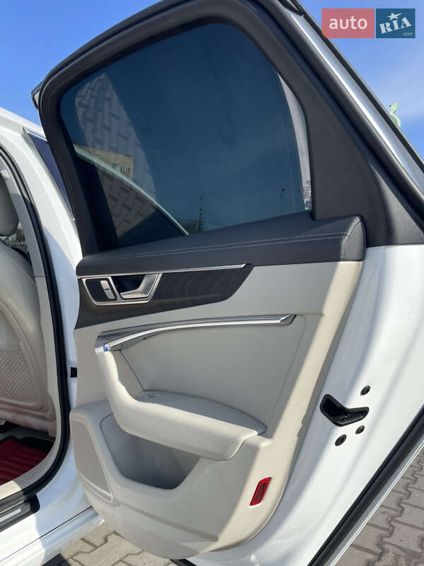 Седан Audi A6 2019 в Луцке