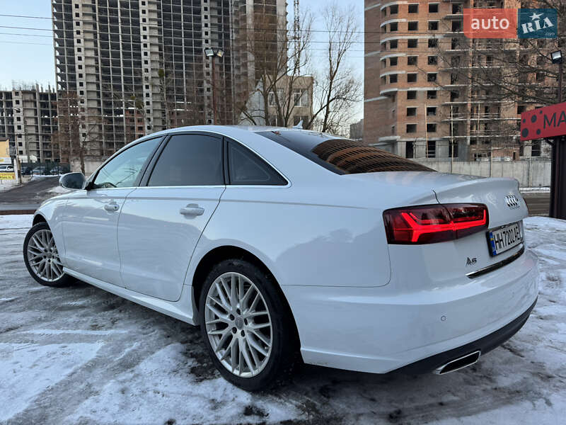 Седан Audi A6 2016 в Киеве