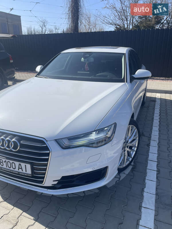 Седан Audi A6 2015 в Одессе