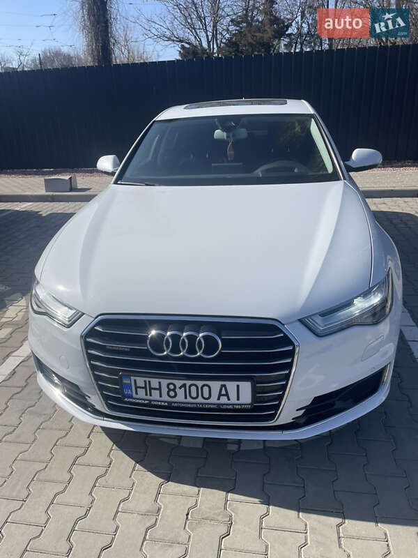 Седан Audi A6 2015 в Одессе