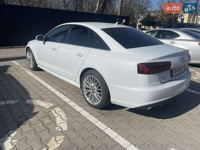 Седан Audi A6 2015 в Одессе