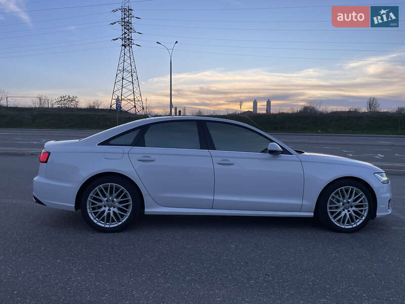 Седан Audi A6 2015 в Одессе