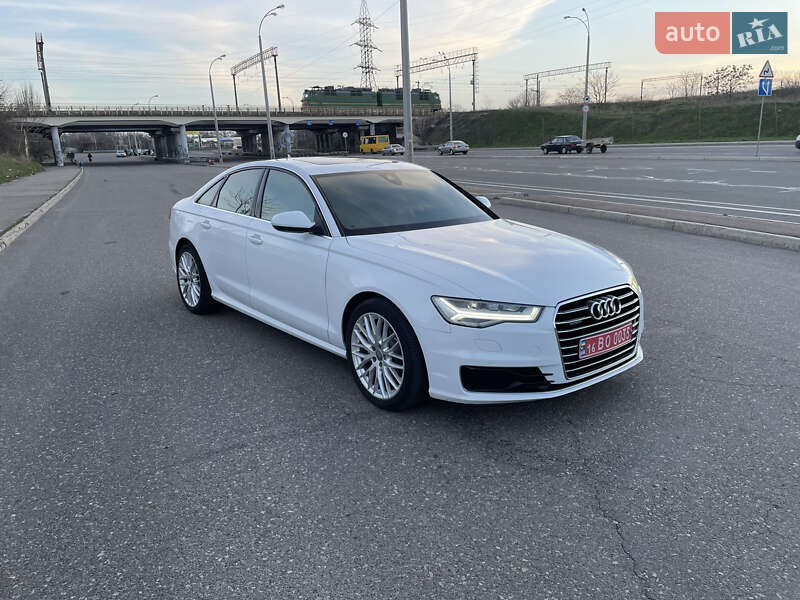 Седан Audi A6 2015 в Одессе