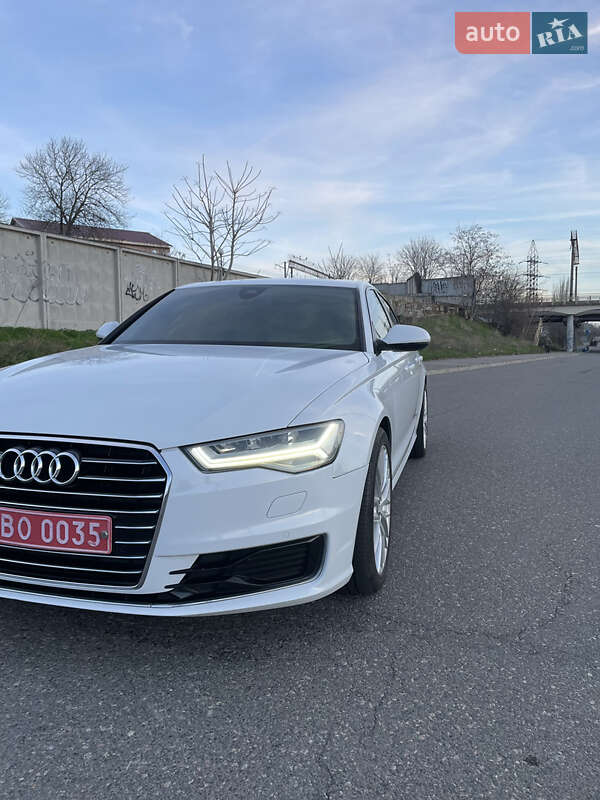 Седан Audi A6 2015 в Одессе