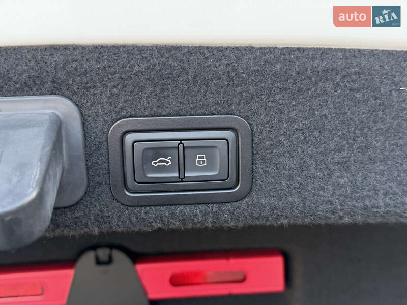 Седан Audi A6 2015 в Одесі