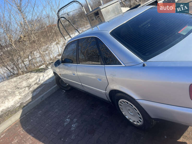 Седан Audi A6 1997 в Рівному