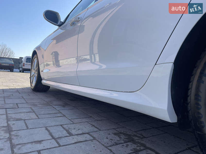 Седан Audi A6 2014 в Рівному