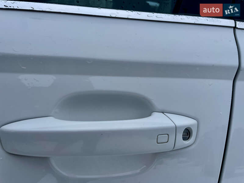 Седан Audi A6 2014 в Рівному