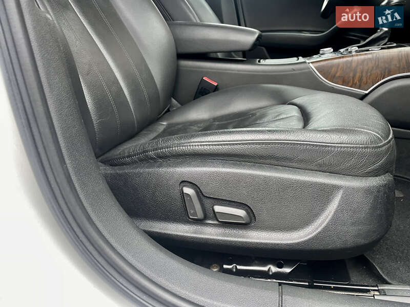 Седан Audi A6 2014 в Рівному