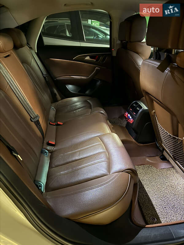 Седан Audi A6 2015 в Шептицькому