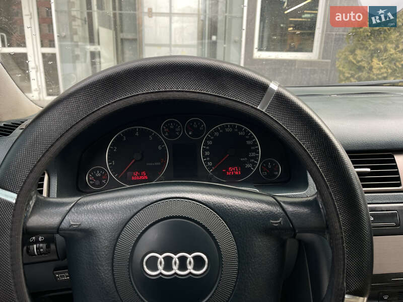 Седан Audi A6 2000 в Бурштині