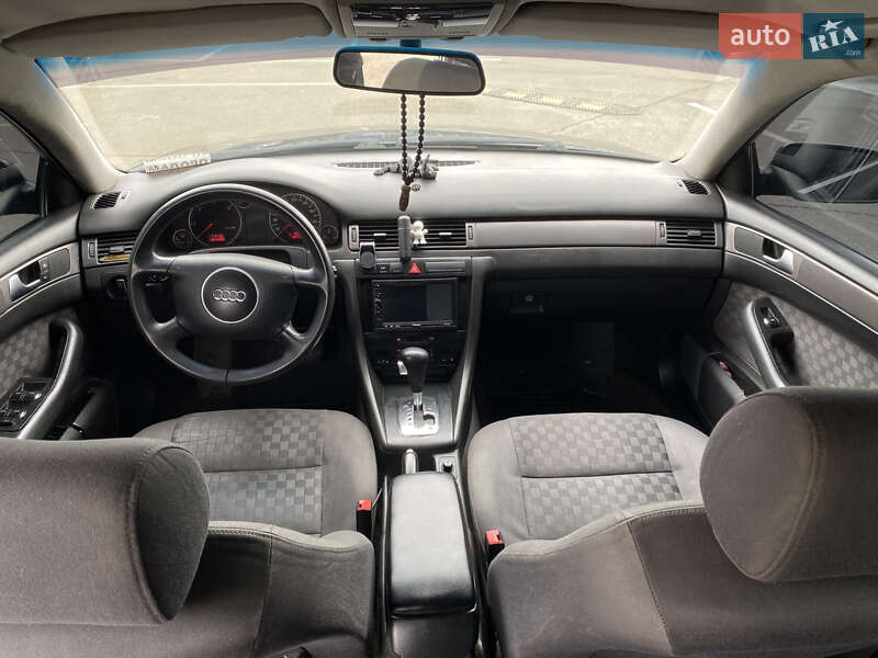 Универсал Audi A6 2001 в Киеве