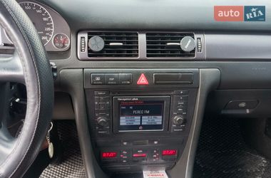 Седан Audi A6 2004 в Узине
