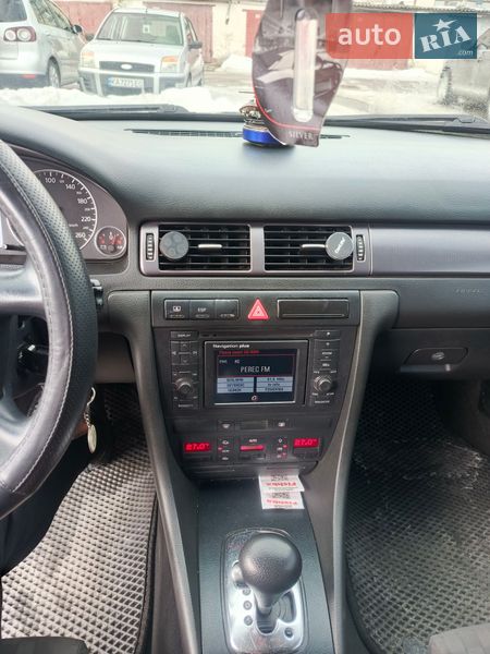 Седан Audi A6 2004 в Узині
