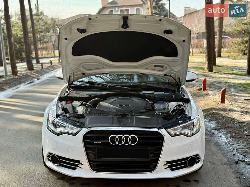 Седан Audi A6 2014 в Киеве