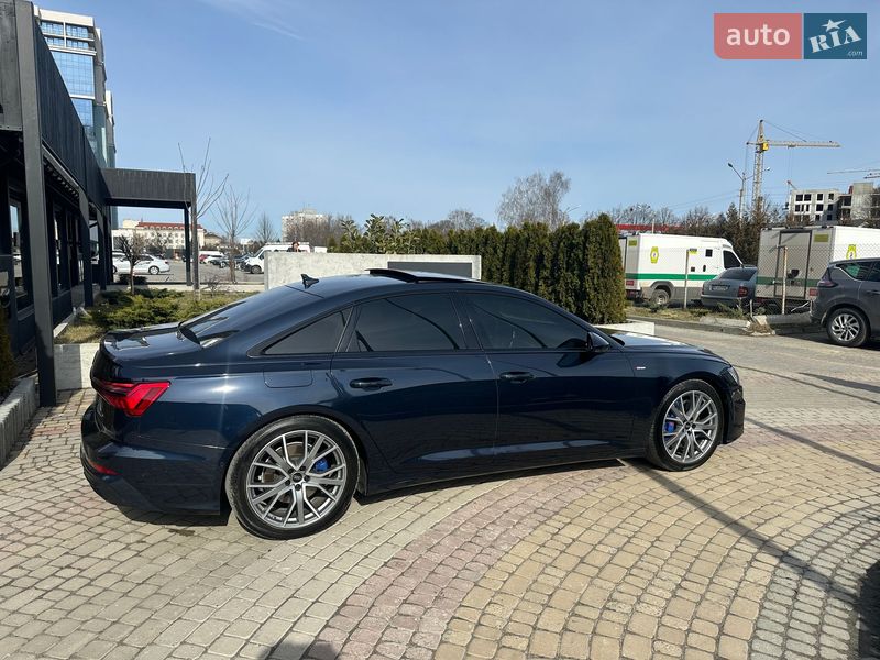 Седан Audi A6 2022 в Львове