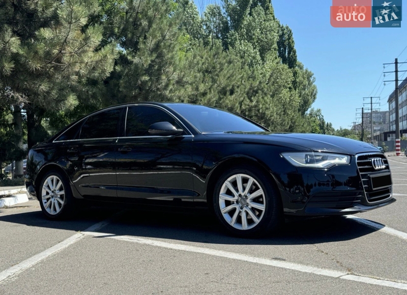 Седан Audi A6 2012 в Киеве