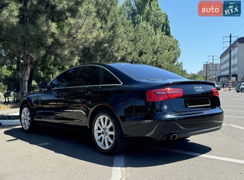 Седан Audi A6 2012 в Киеве