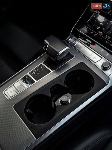 Универсал Audi A6 2018 в Черкассах