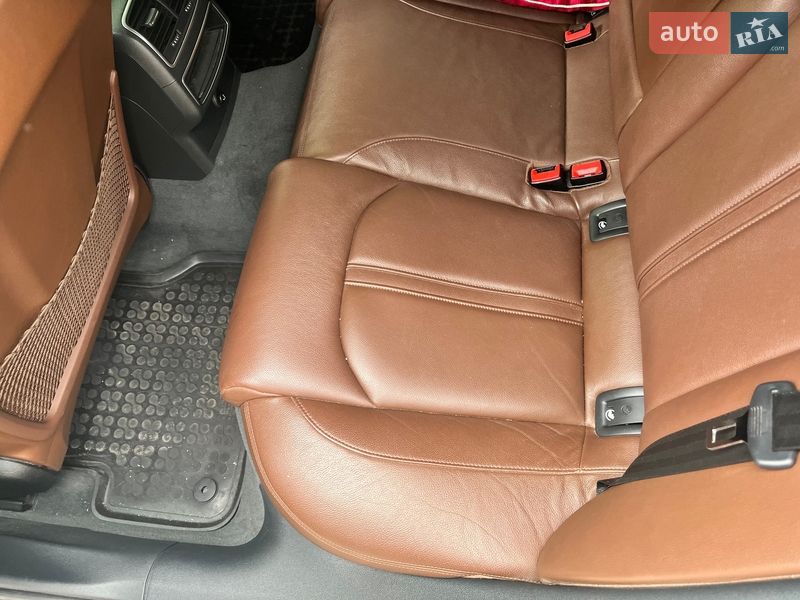 Седан Audi A6 2012 в Ірпені