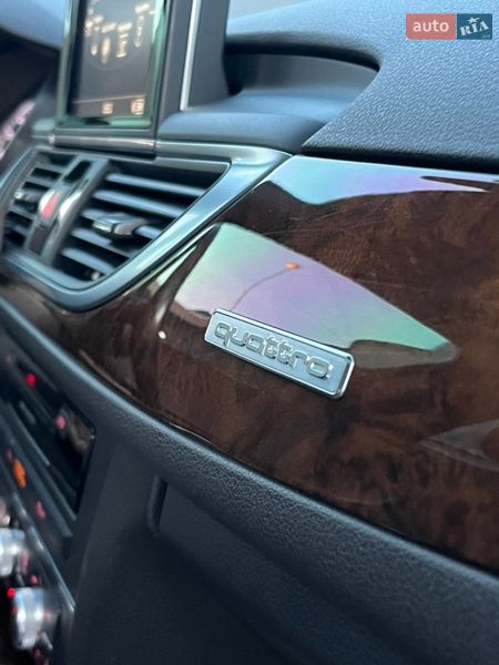 Седан Audi A6 2015 в Киеве
