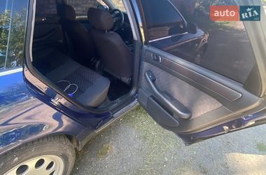 Универсал Audi A6 2001 в Волочиске