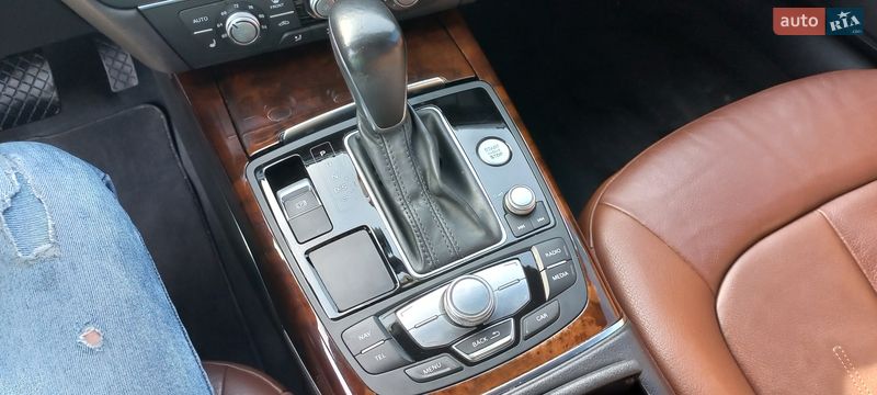 Седан Audi A6 2015 в Луцке